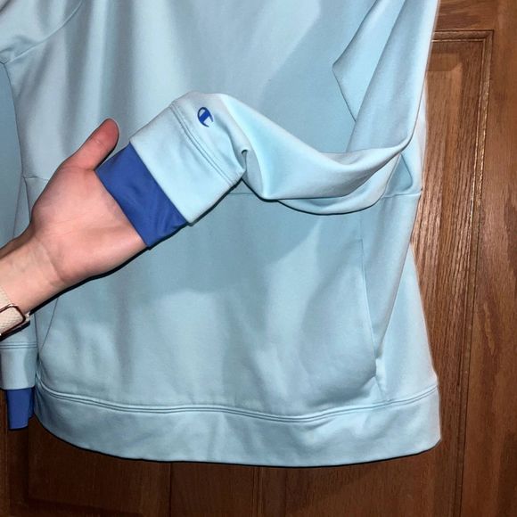 Champion Women's L Duo Fold Warm CTRL Light Blue Performance Crewneck Sweatshirt - Picture 4 of 7